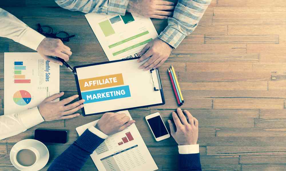 how to find competitors affiliate marketing​